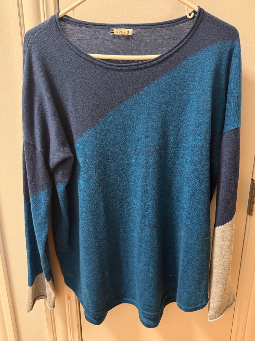 Smartwool Blue and Light Gray Colorblock Crewneck Sweater XL